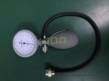 اختبار التسرب اليدوي لـ Olympus
